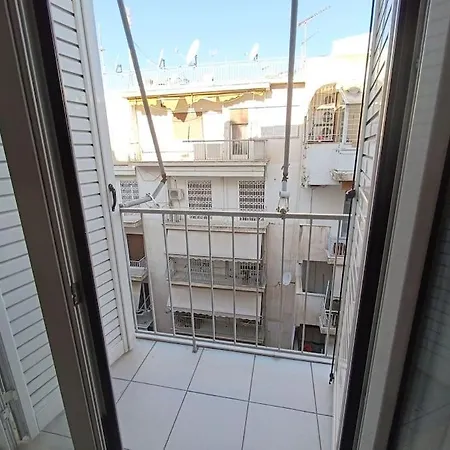 Elterra 5 Warm House Hilton Apartment *